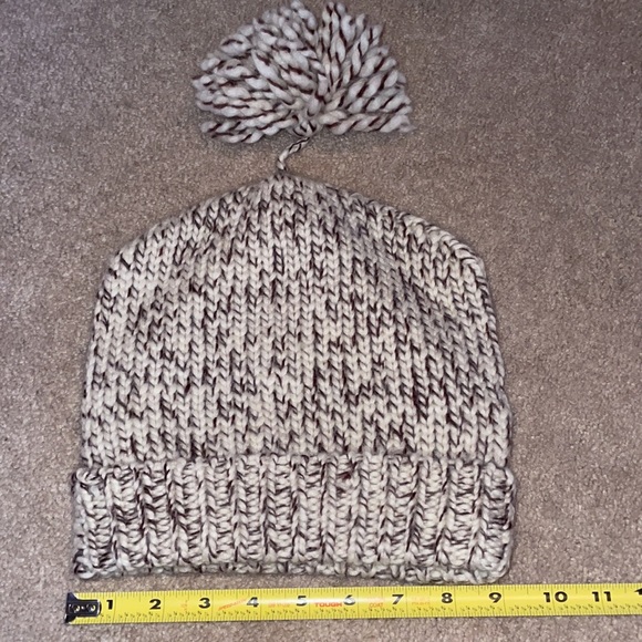 Urban Outfitters Wool Pompom Beanie - Picture 3 of 6
